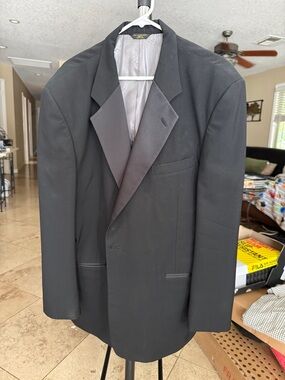 Perry Ellis Black Men's Tuxedo Jacket with Satin Lapel